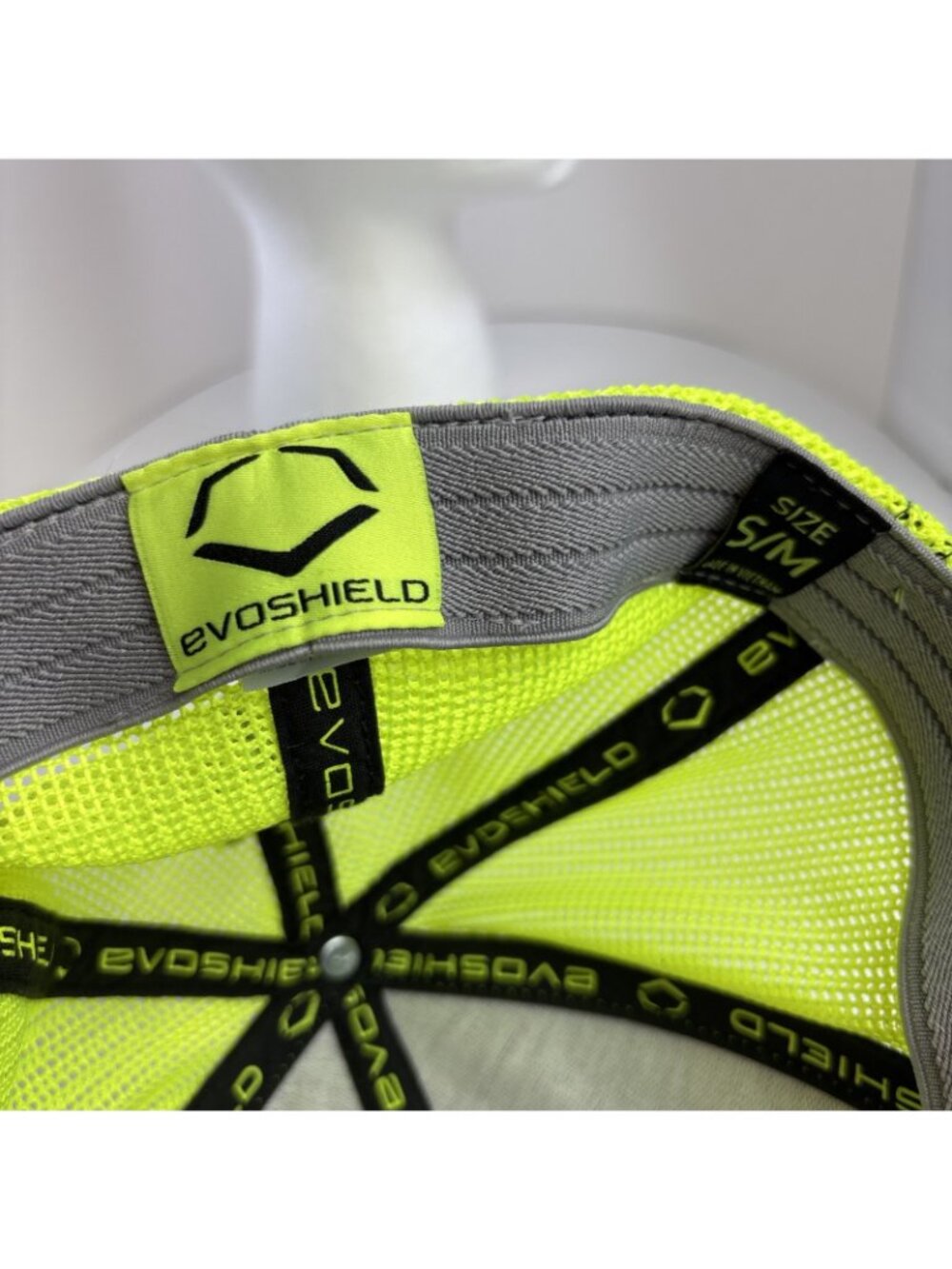 Evoshield Embroidered Cap Hat Gray Green Mesh FlexFit size S/M WE ARE ATHLETES - Picture 6 of 6